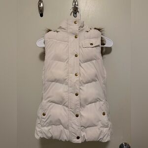 Banana Republic - White Puffer Vest with Faux Fur Trim